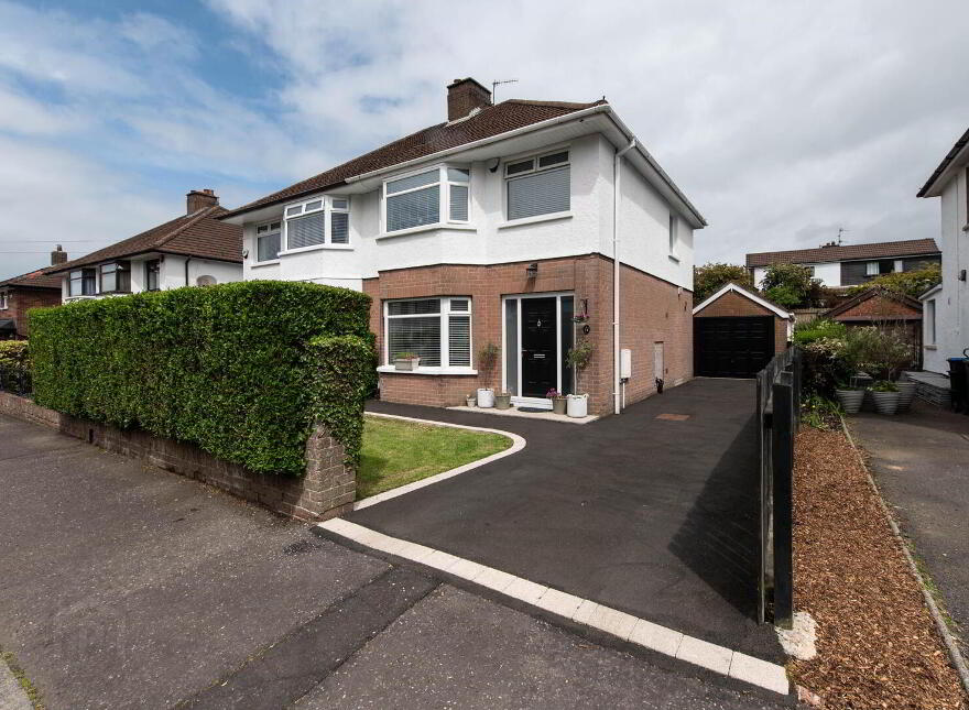 16 Osterley Park, Newtownabbey, BT36 6EW