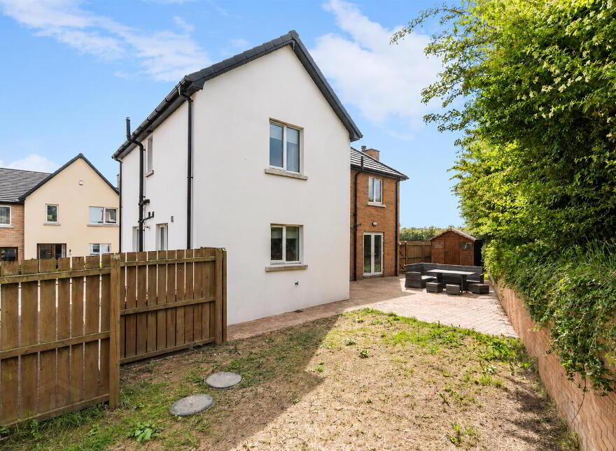 80 Lakeview Manor, Newtownards, BT23 4US