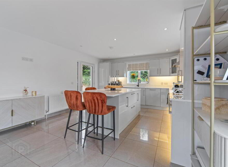 80 Lakeview Manor, Newtownards, BT23 4US