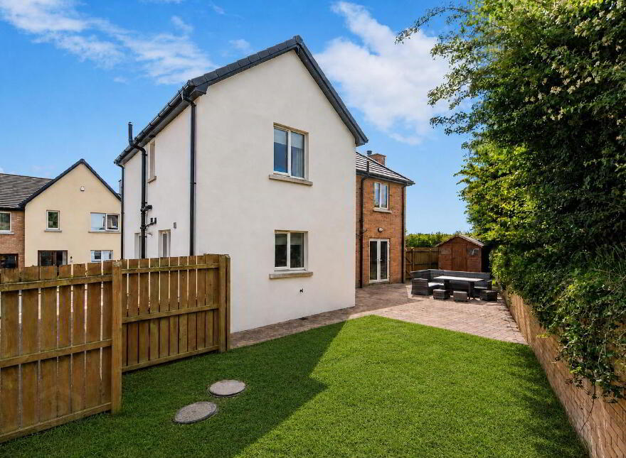 80 Lakeview Manor, Newtownards, BT23 4US