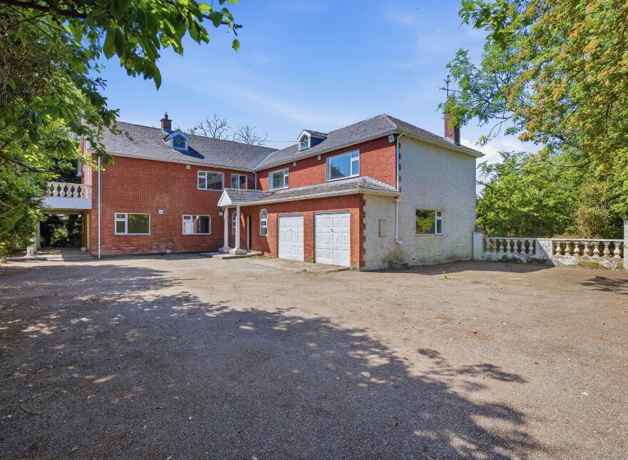 Ivy Leaf, Mooretown, Ratoath, A85C998