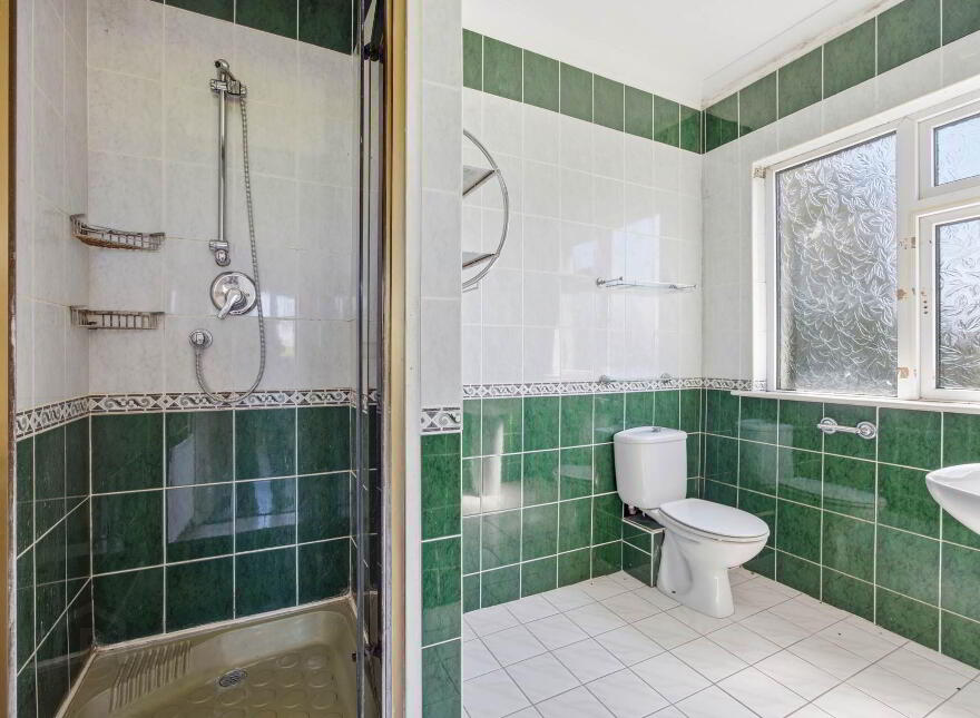 Ivy Leaf, Mooretown, Ratoath, A85C998