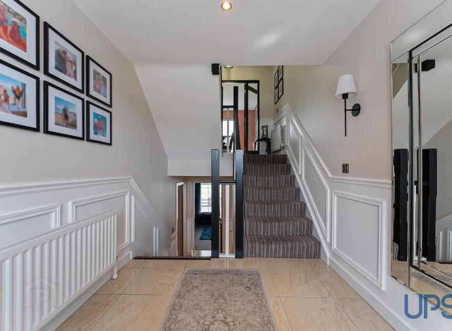 76 Lagmore View Road, Dunmurry, Belfast, BT17 0FR