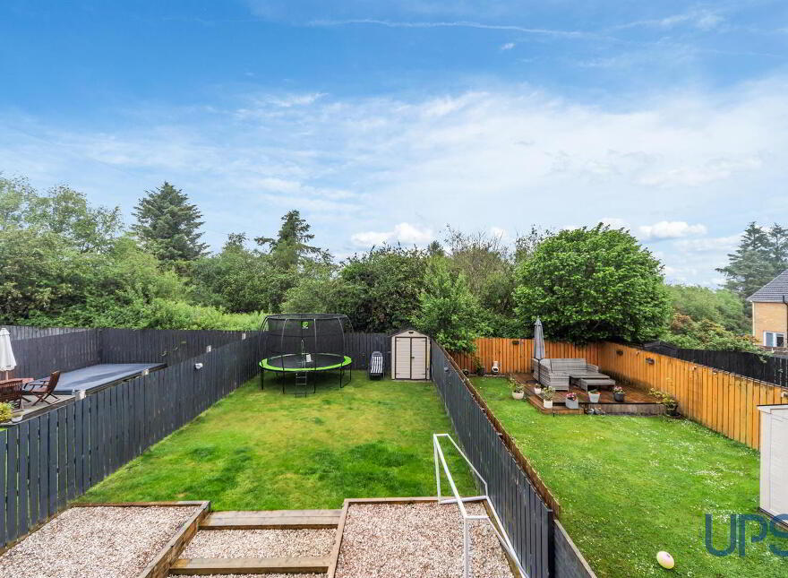 76 Lagmore View Road, Dunmurry, Belfast, BT17 0FR