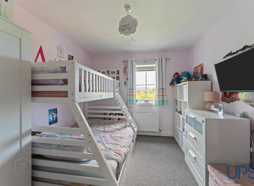 76 Lagmore View Road, Dunmurry, Belfast, BT17 0FR