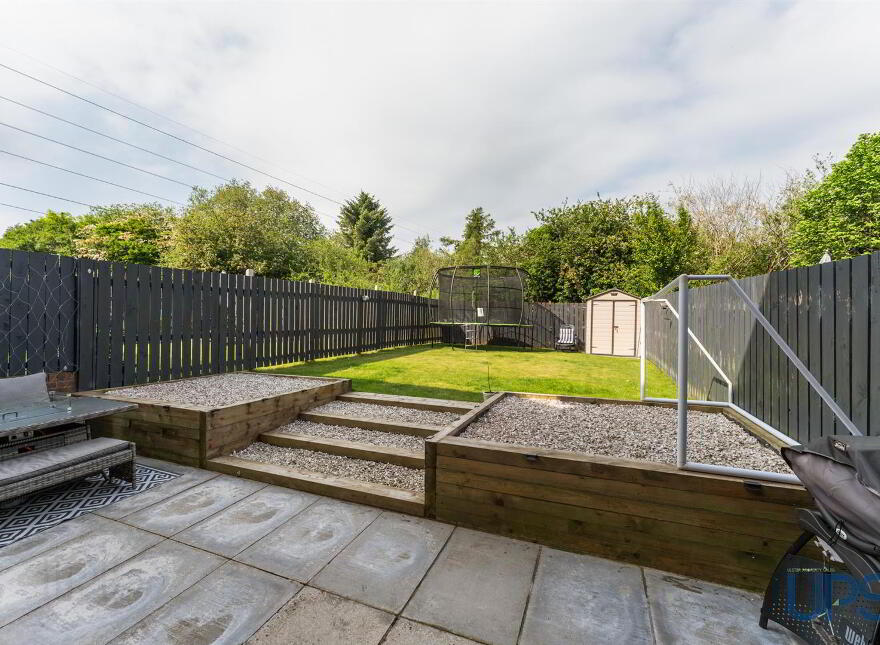 76 Lagmore View Road, Dunmurry, Belfast, BT17 0FR