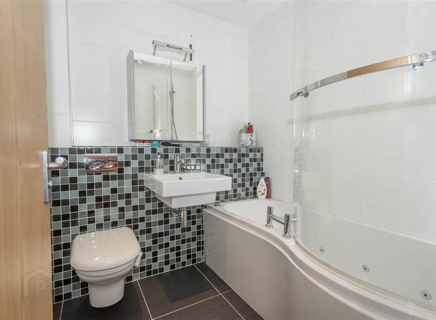 Apt 4, Dundrum Bay View, Dundrum, Newcastle, BT33 0FG