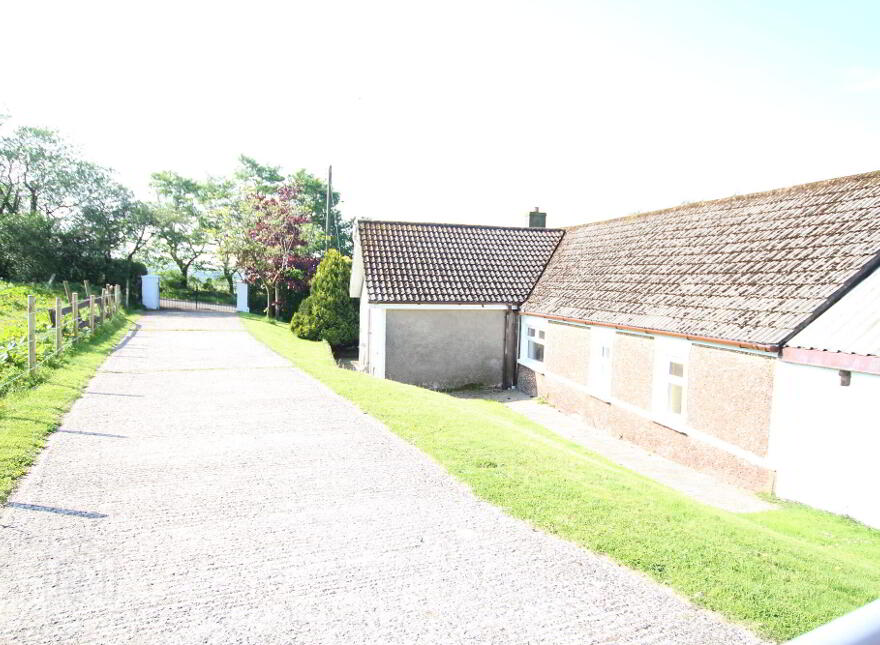 44 Tullyrusk Road, Dundrod, Crumlin, BT29 4JH