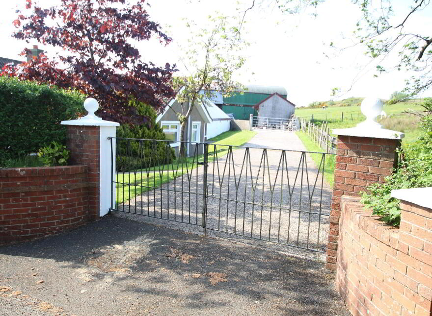 44 Tullyrusk Road, Dundrod, Crumlin, BT29 4JH