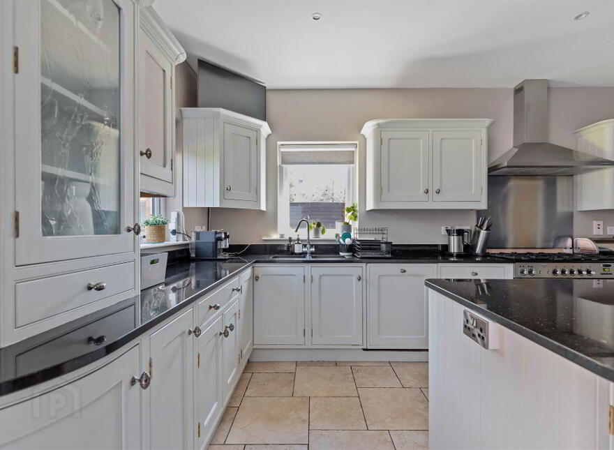 480 Upper Newtownards Road, Ballyhackamore, Belfast, BT4 3GZ