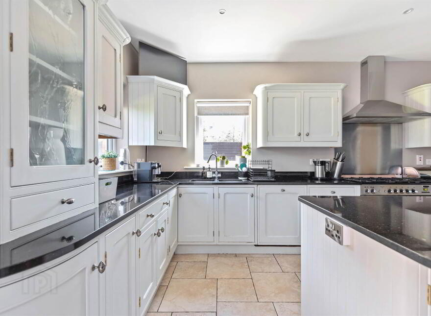 480 Upper Newtownards Road, Ballyhackamore, Belfast, BT4 3GZ