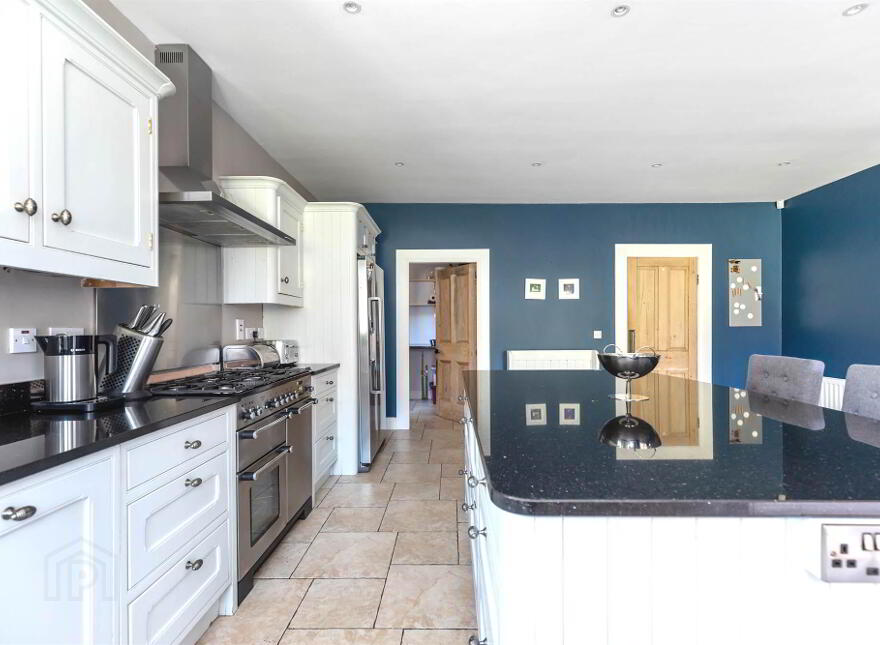 480 Upper Newtownards Road, Ballyhackamore, Belfast, BT4 3GZ
