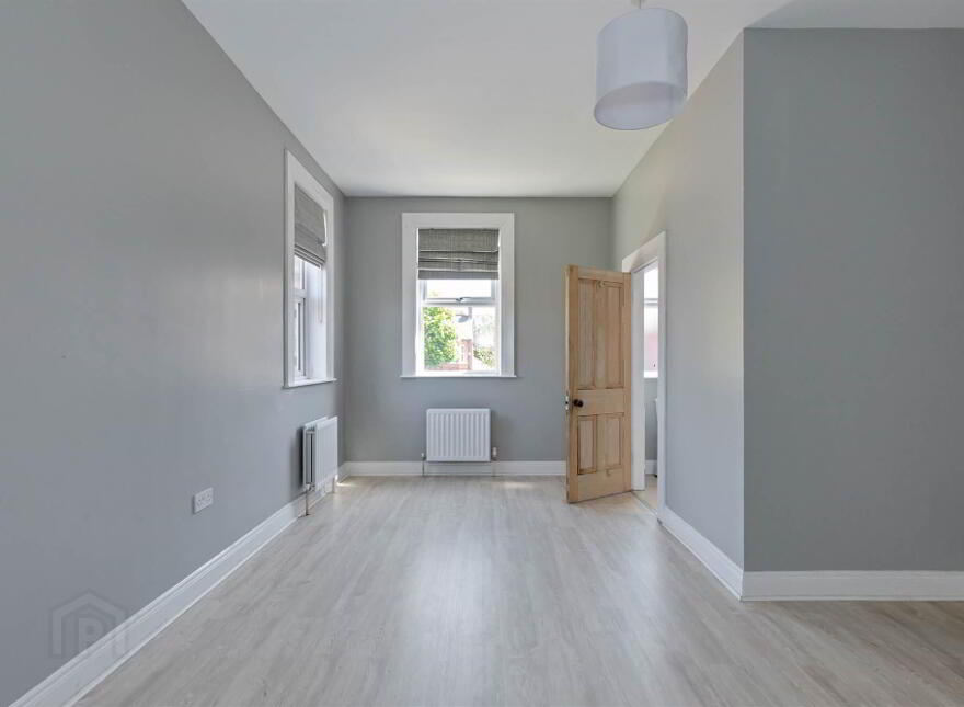 480 Upper Newtownards Road, Ballyhackamore, Belfast, BT4 3GZ