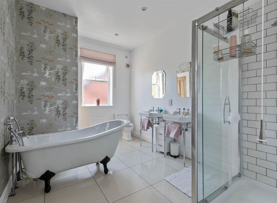 480 Upper Newtownards Road, Ballyhackamore, Belfast, BT4 3GZ