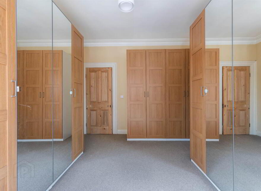 480 Upper Newtownards Road, Ballyhackamore, Belfast, BT4 3GZ