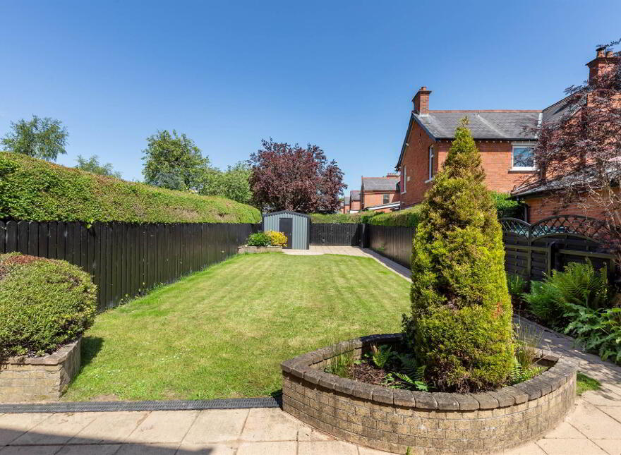 480 Upper Newtownards Road, Ballyhackamore, Belfast, BT4 3GZ