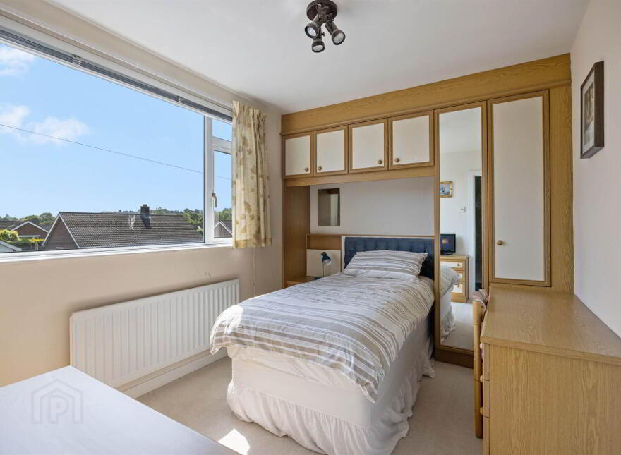 15 Rosepark South, Stormont, Belfast, BT5 7RJ