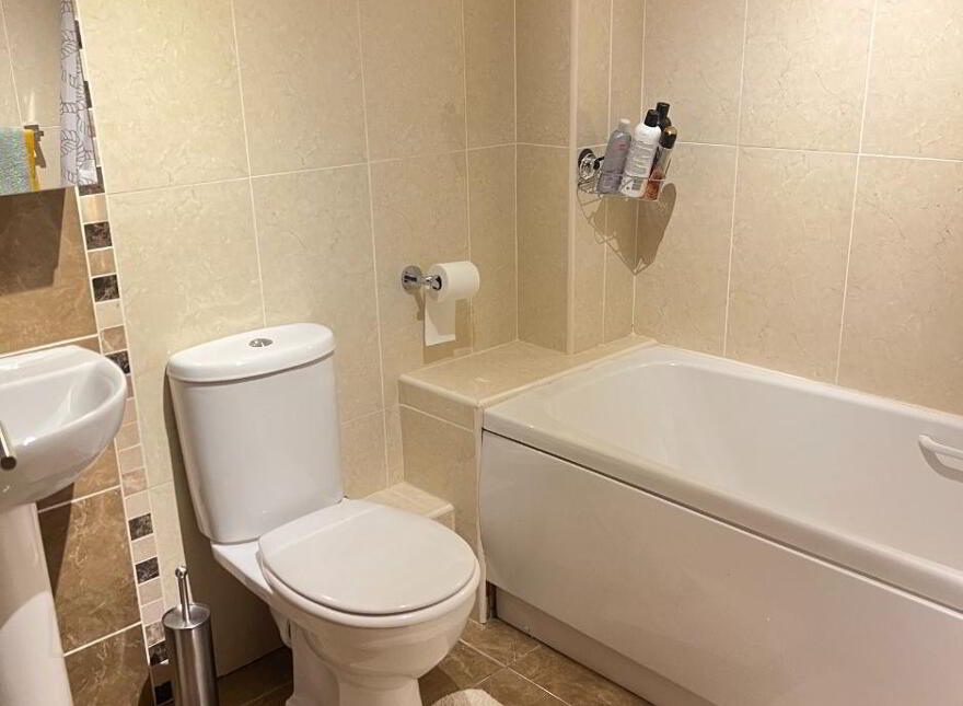 42 Glinn Ree Court, Belfast Road, Newry, BT34 1DL