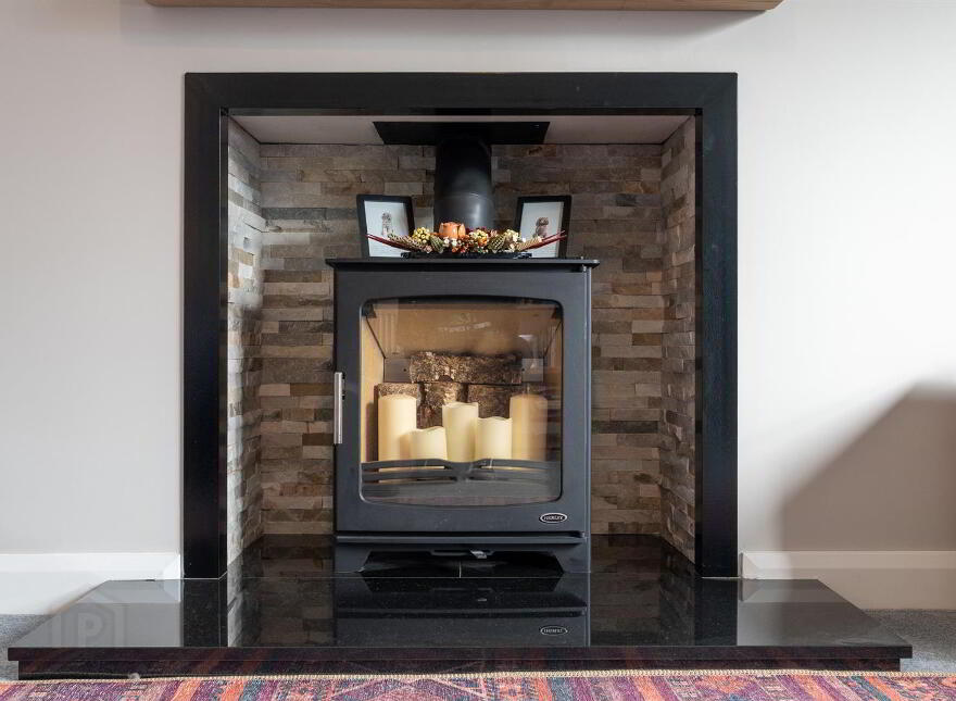 33 Sloanehill, Killyleagh, Downpatrick, BT30 9UX