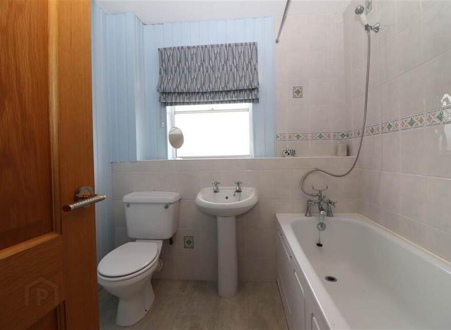 22 Ballynahinch Road, Lisburn, BT27 5EY