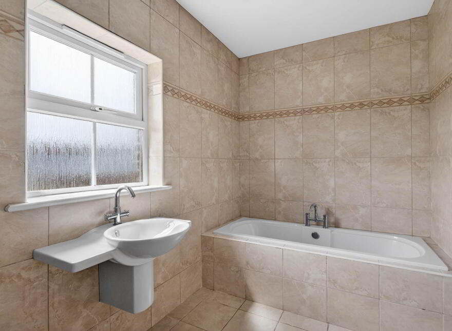 28 Clonmore Manor, Lisburn, BT27 4EW