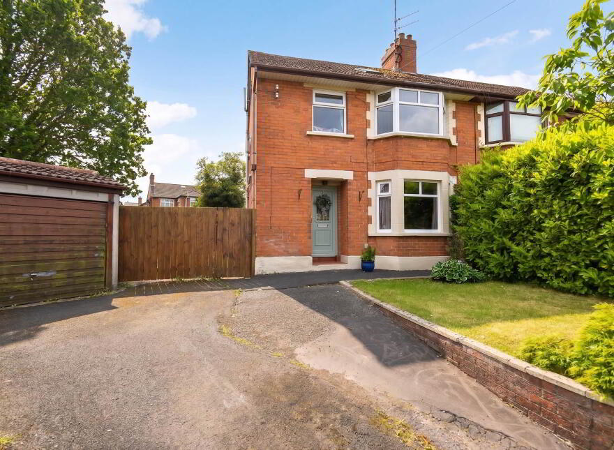 15 Ardmore Drive, Belfast, BT10 0JN