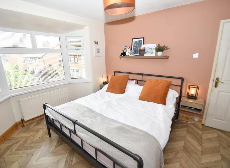 15 Ardmore Drive, Belfast, BT10 0JN