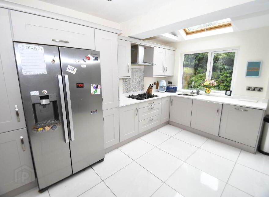 15 Ardmore Drive, Belfast, BT10 0JN