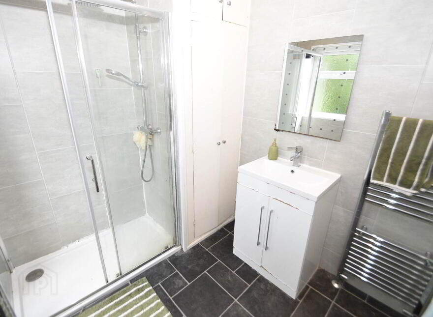 15 Ardmore Drive, Belfast, BT10 0JN