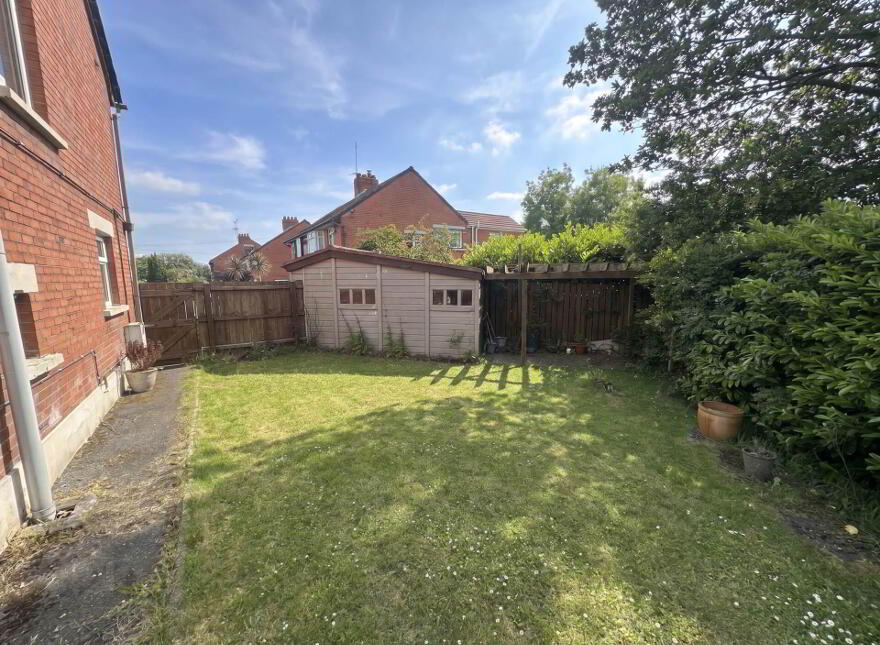 15 Ardmore Drive, Belfast, BT10 0JN