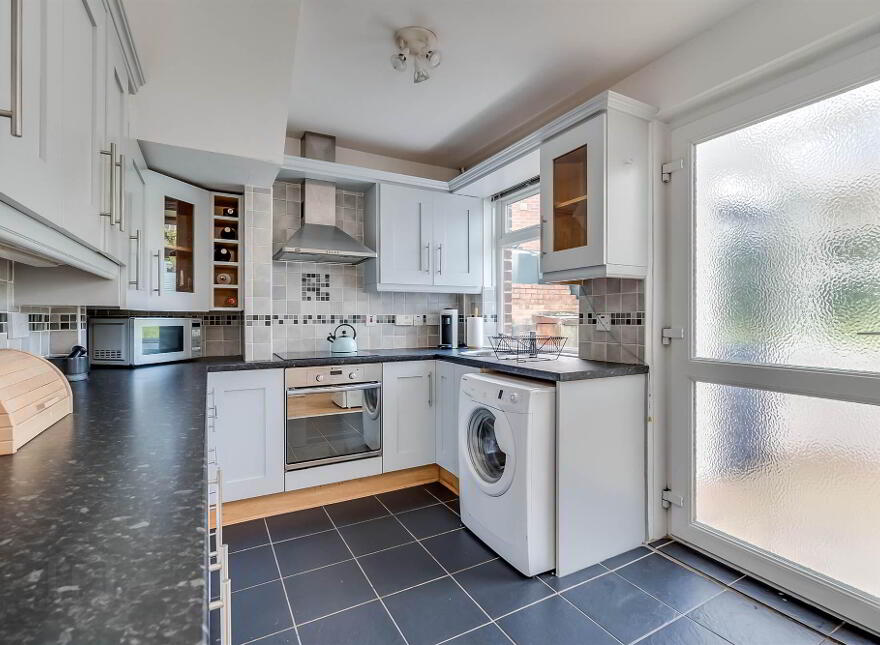 9 Glen Road, Castlereagh, Belfast, BT5 7JH