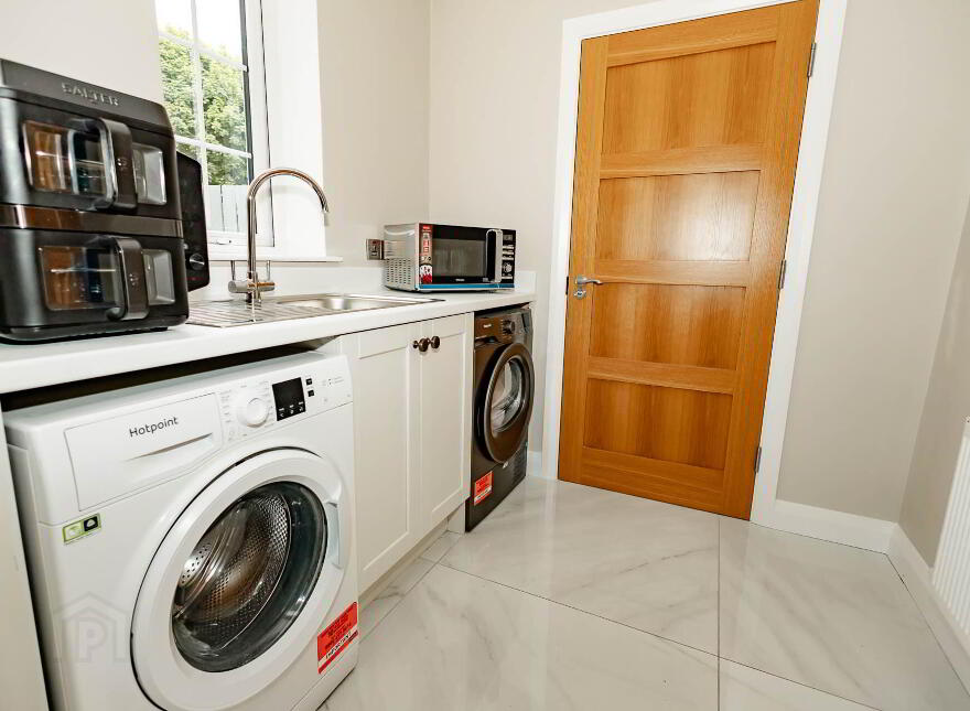 2 Silver Hill Demense, Enniskillen, BT74 5FE