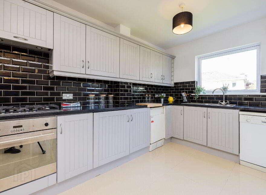16 Luttrellstown Way, Carpenterstown, D15P9W9