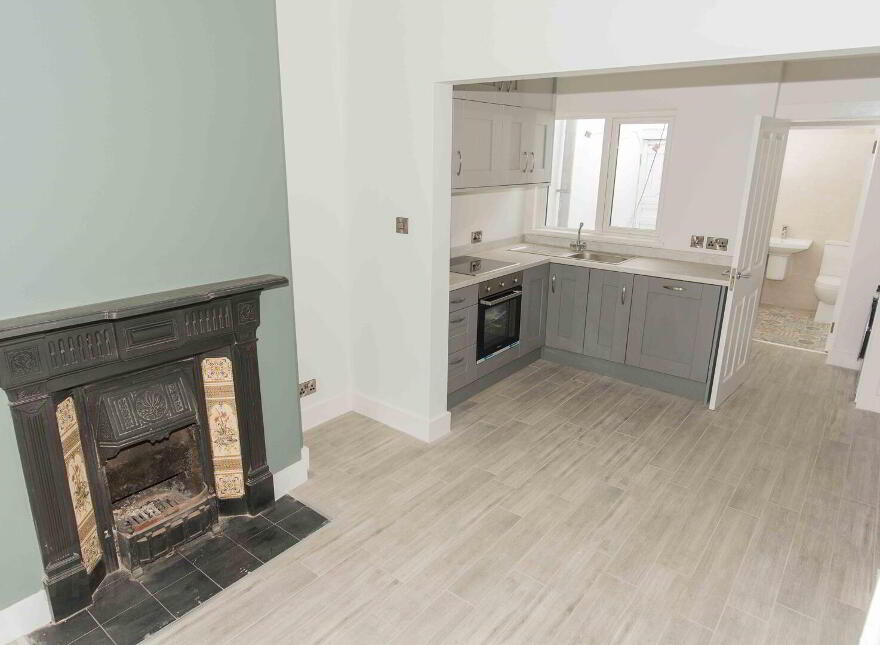 88 Edenderry Village, Belfast, BT8 8LQ
