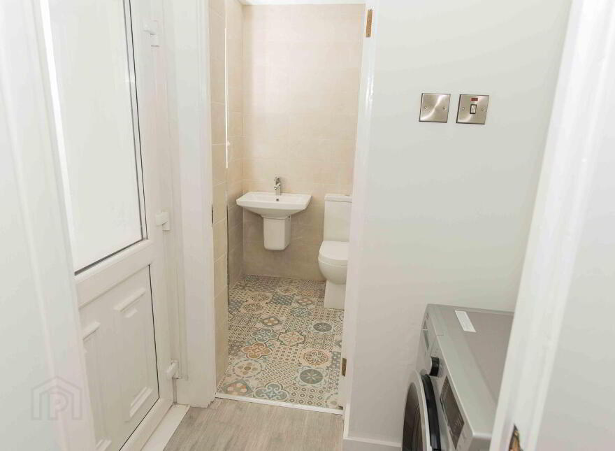 88 Edenderry Village, Belfast, BT8 8LQ