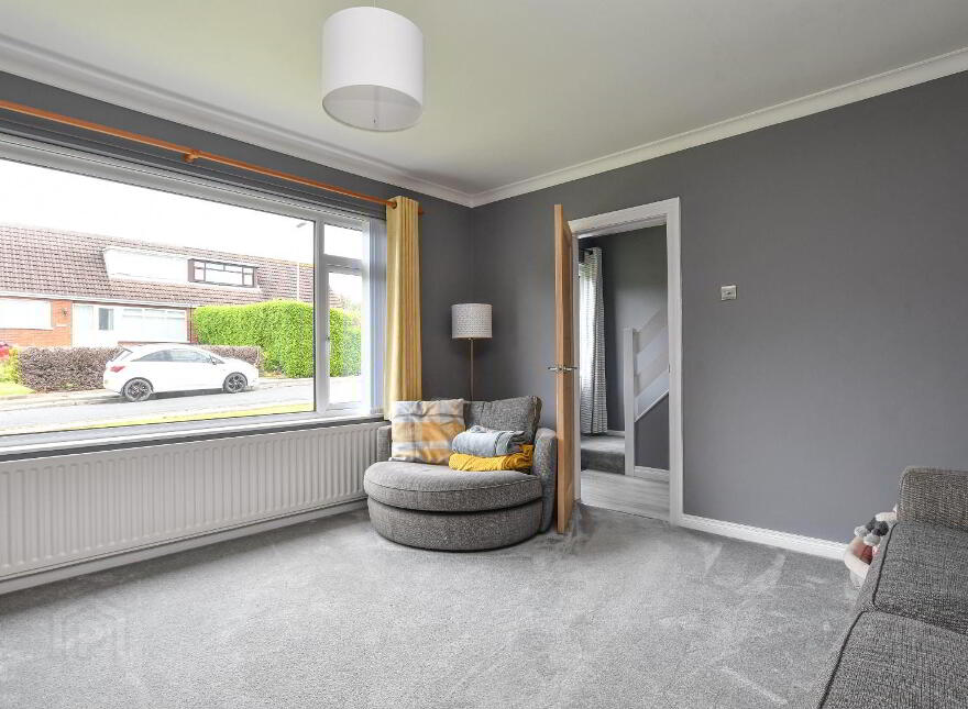 19 Cairnsville Road, Bangor, BT19 6EN