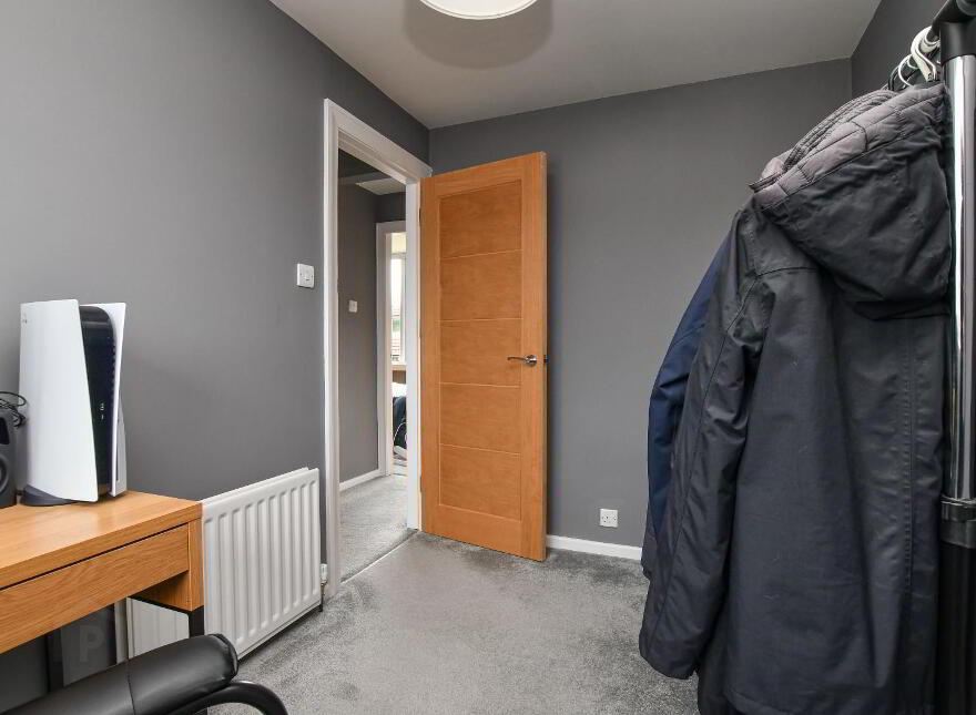 19 Cairnsville Road, Bangor, BT19 6EN