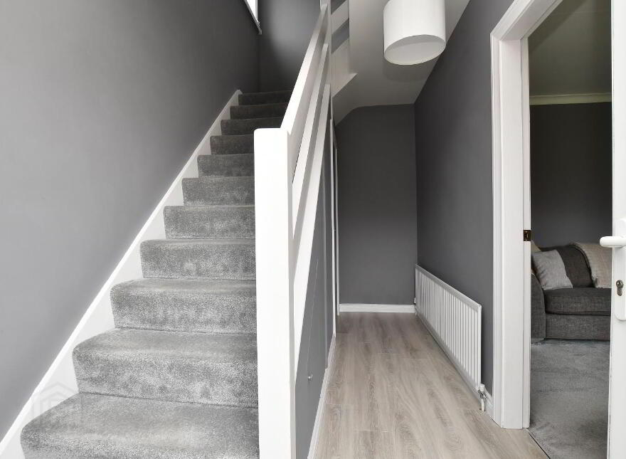 19 Cairnsville Road, Bangor, BT19 6EN