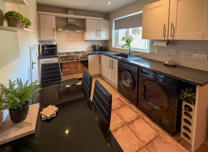 2 Abbey Close, Millisle, Newtownards, BT22 2GL