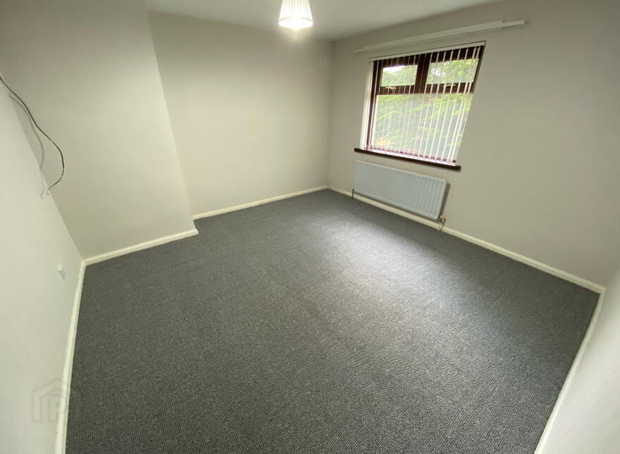 30 Hillview Park, Lisburn, BT27 4PA