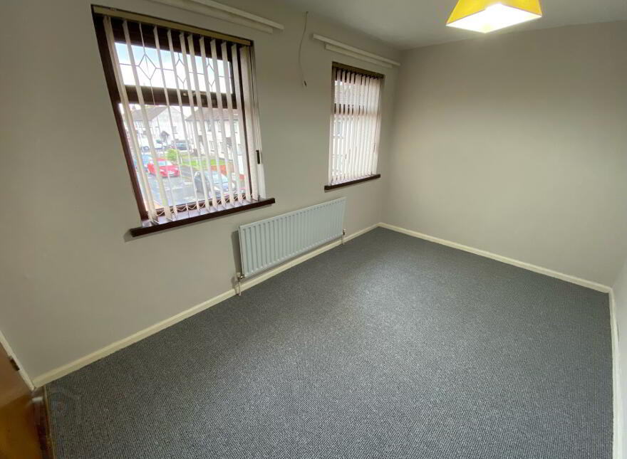 30 Hillview Park, Lisburn, BT27 4PA
