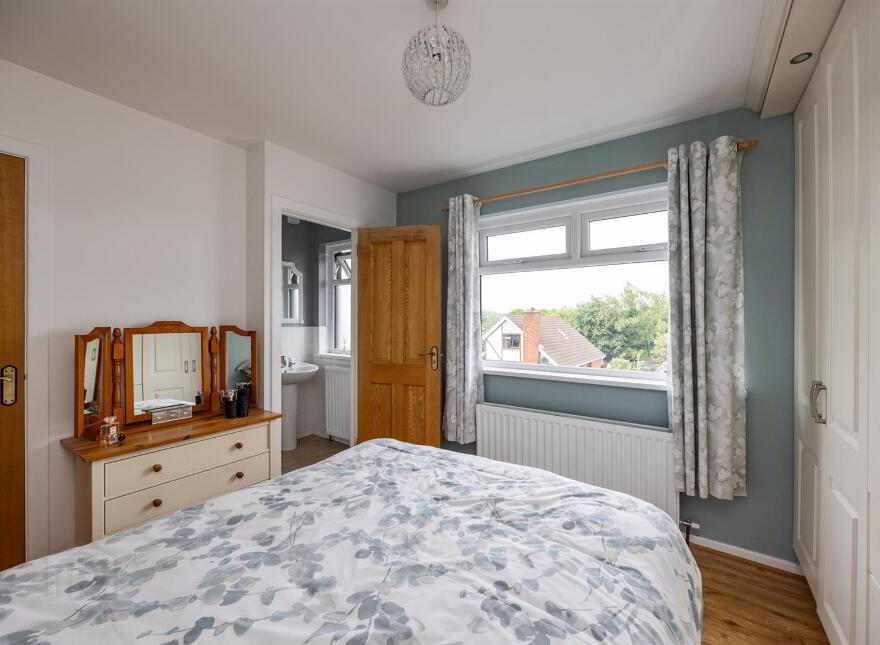 18 Forge Hill Court, Saintfield, BT24 7LW
