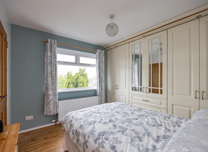 18 Forge Hill Court, Saintfield, BT24 7LW