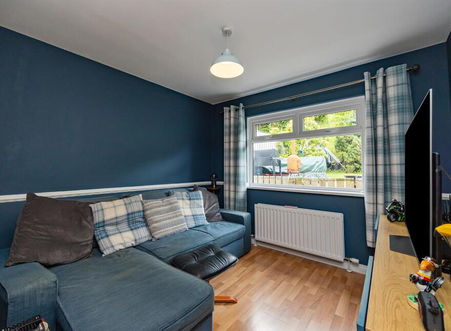 18 Forge Hill Court, Saintfield, BT24 7LW