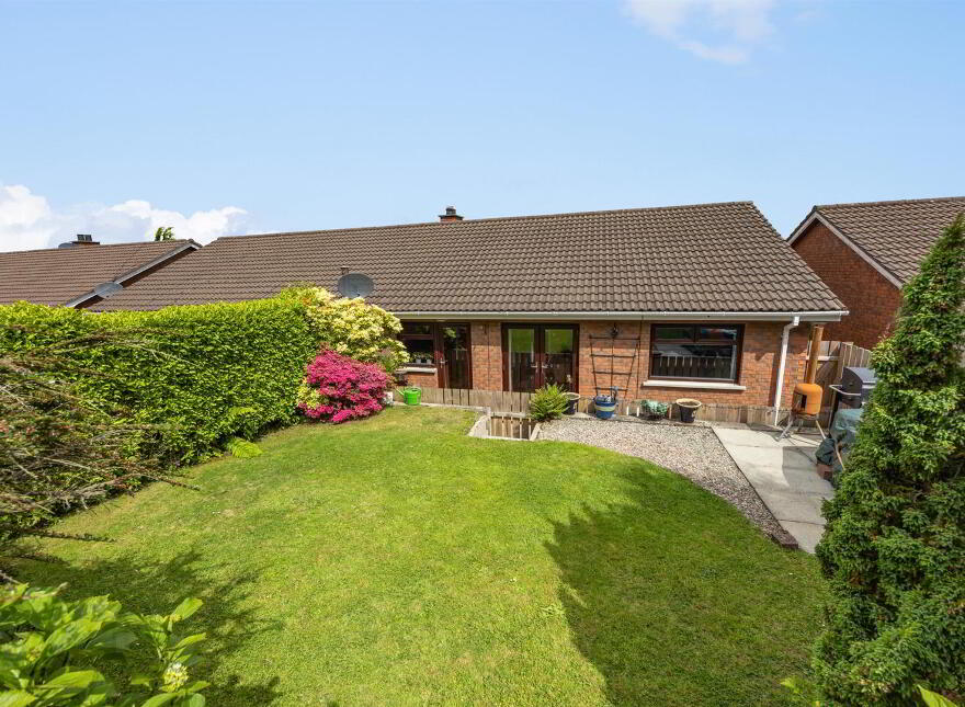 18 Forge Hill Court, Saintfield, BT24 7LW