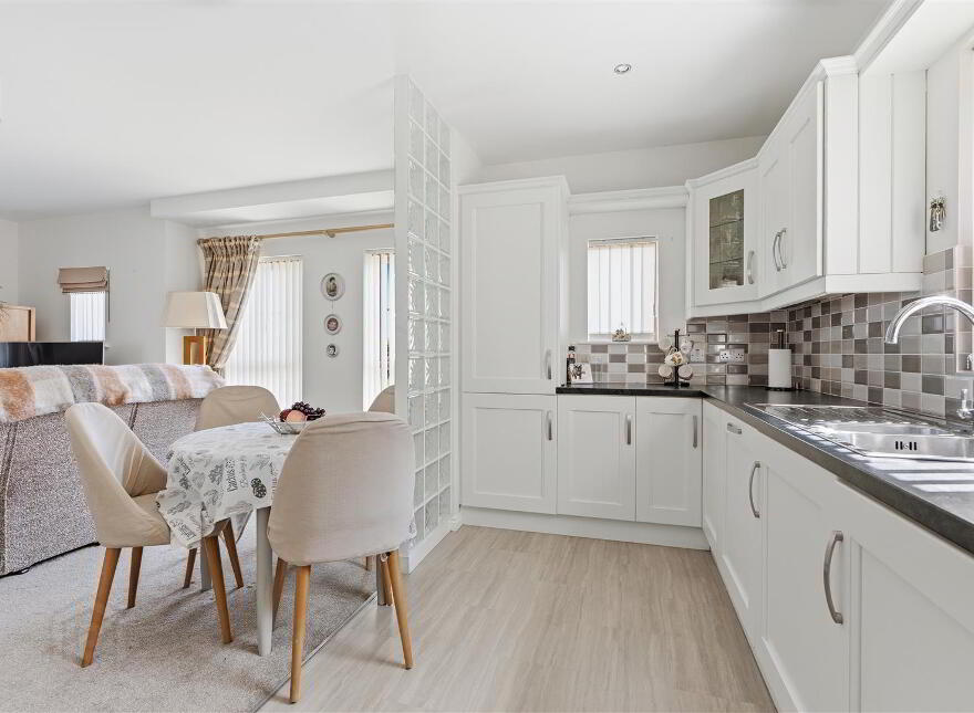 5 Forge Hill Close, Saintfield, BT24 7NJ