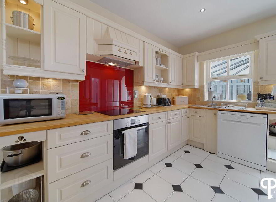 71 Gleneagles, Derry, BT48 7TE