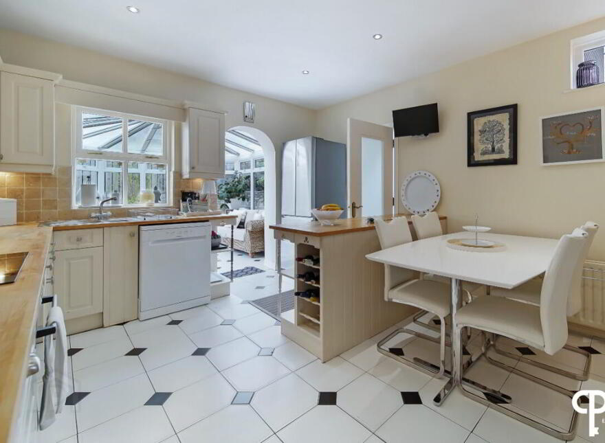 71 Gleneagles, Derry, BT48 7TE