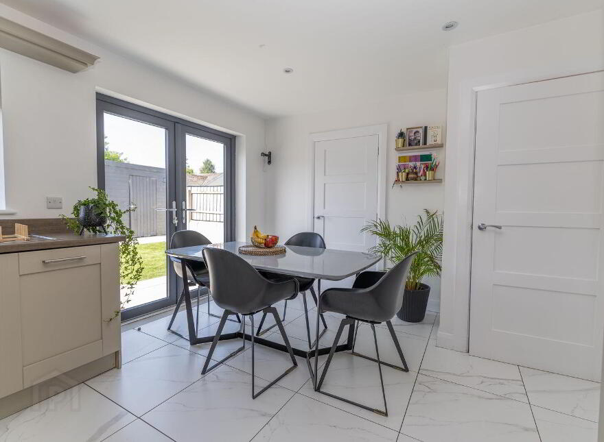 3 Rea Close, Rostrevor, Newry, BT34 3YF