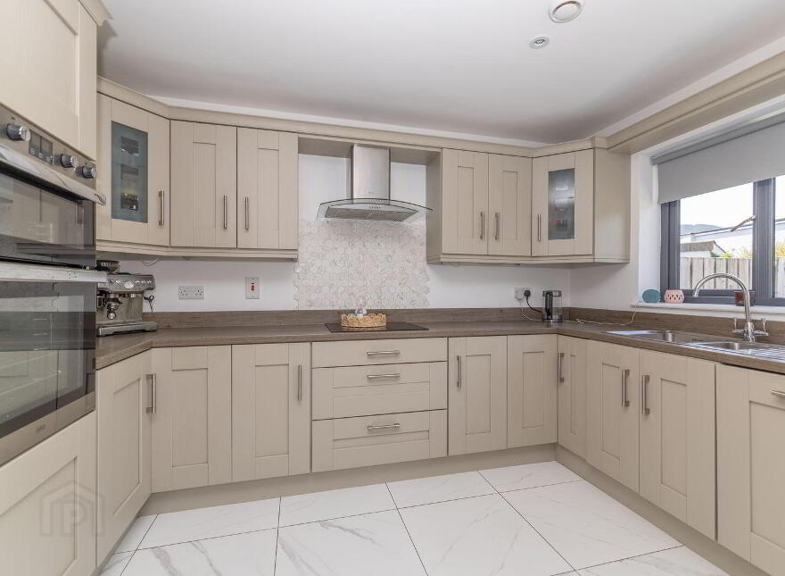 3 Rea Close, Rostrevor, Newry, BT34 3YF